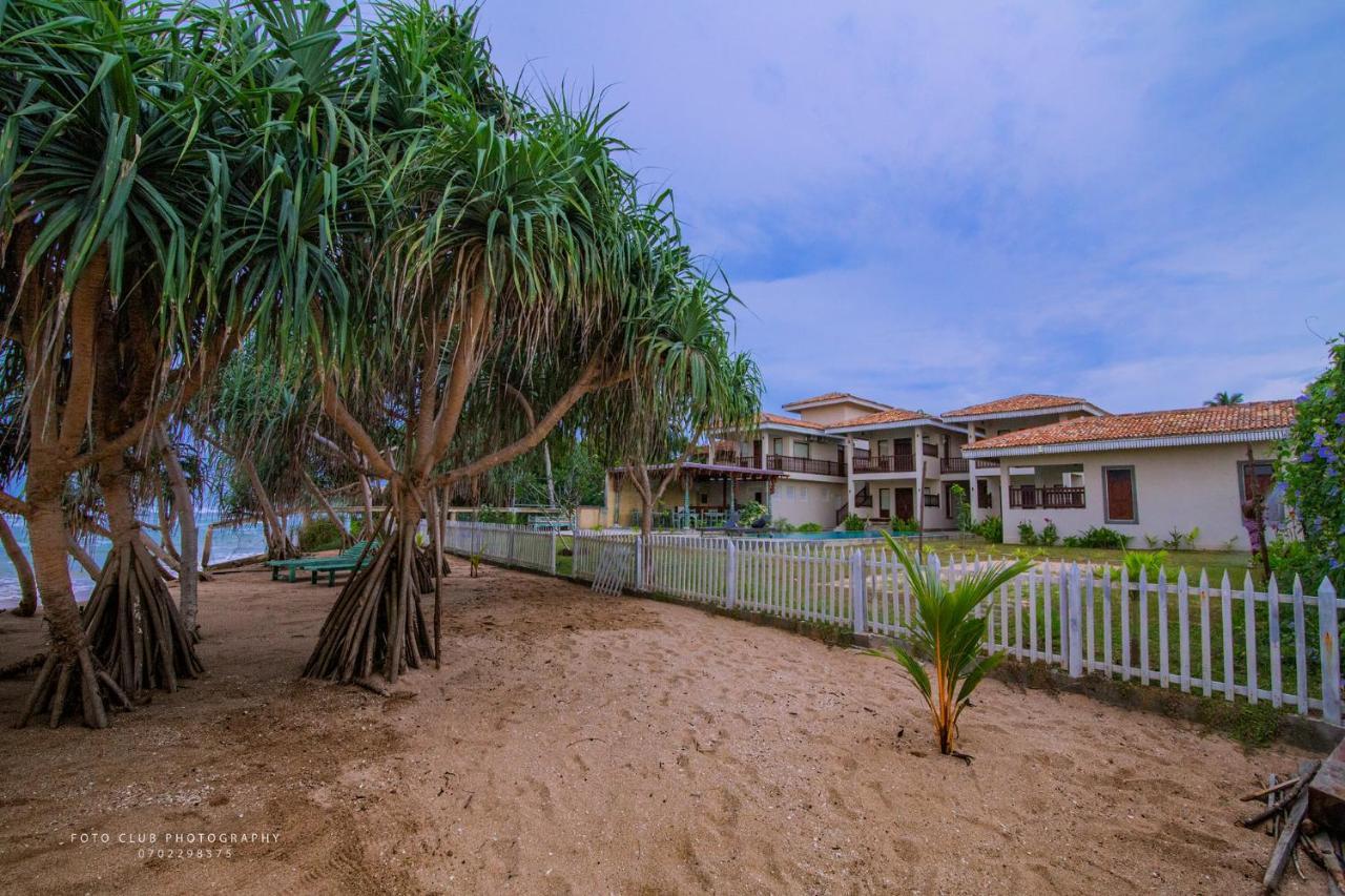 Guru Beach Resort Tangalle Eksteriør bilde
