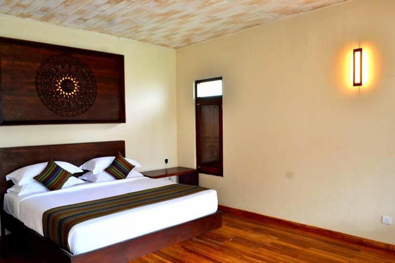 Guru Beach Resort Tangalle Eksteriør bilde